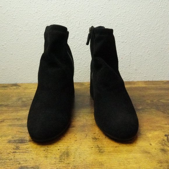 Eileen Fisher Black Suede Ankle Boots Womens 7 - Picture 2 of 7